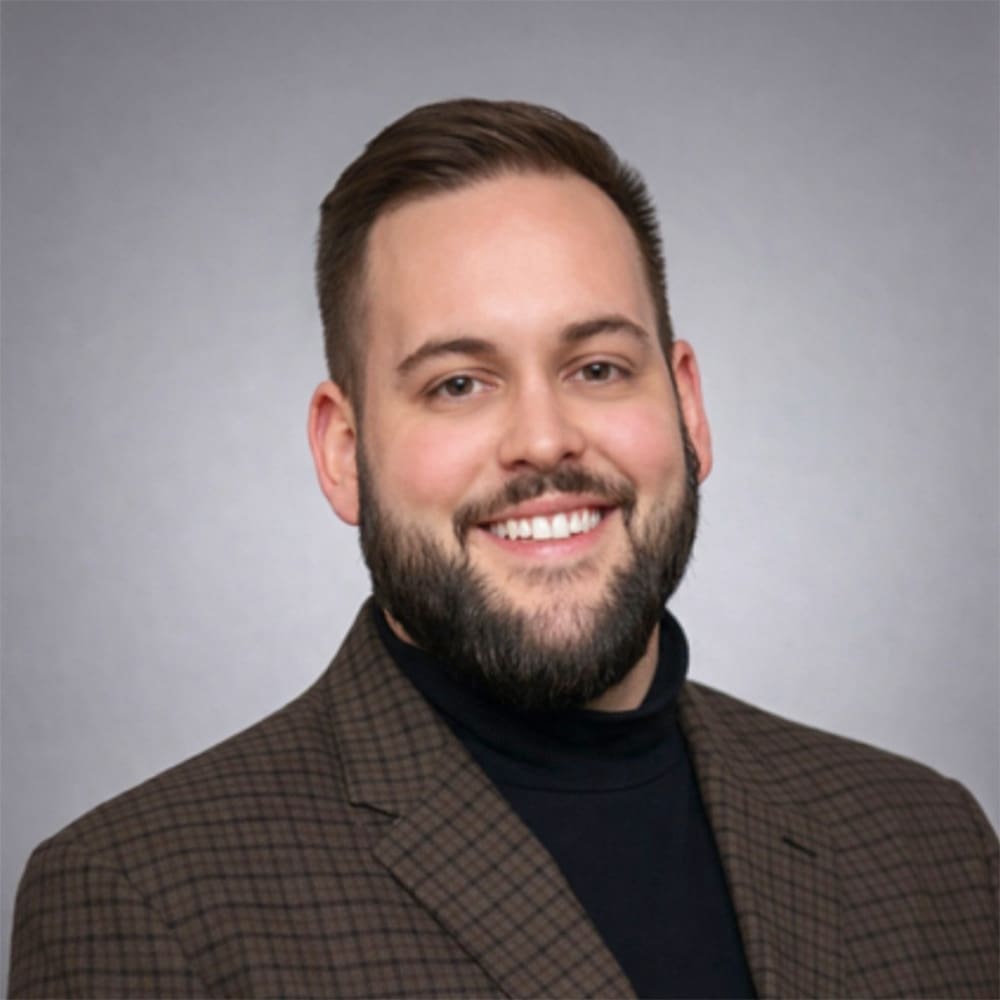 Andrew J. Arcuragi